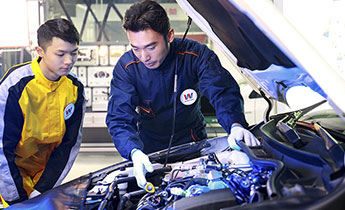 沈阳万通汽修学校学费是多少