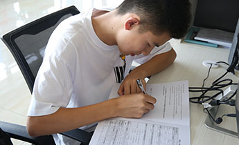 沈阳万通汽修学校学费是多少